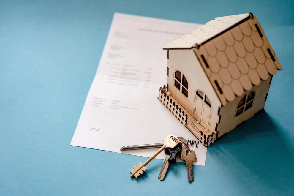 ¿QUIERES VENDER O ALQUILAR TU VIVIENDA? ¿QUIERES VENDER O ALQUILAR TU VIVIENDA?